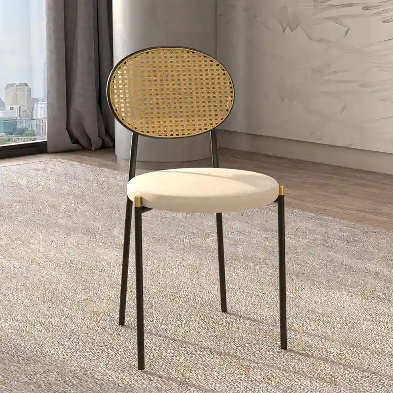 Chaise de salle à manger moderne avec assise en velours et dossier en osier