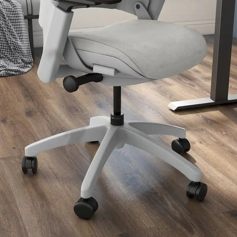 Fauteuil de bureau ergonomique en tissu avec support lombaire réglable en hauteur