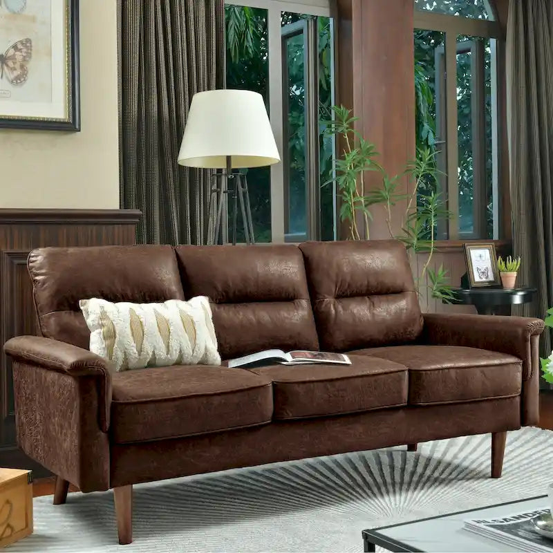 Canapé d'intérieur en bois avec coussin moelleux